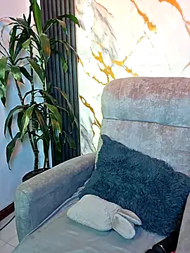 Snapshot of EmiGomez_ chatting on 13, 4, 2026 EmiGomez online show from 13, 4, 2026