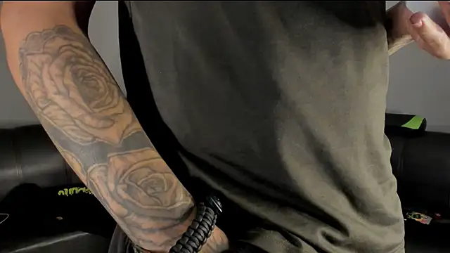 Snapshot of jamesinked_ chatting on 21, 12, 2024 jamesinked  online show from 21, 12, 2024