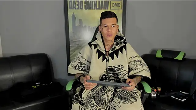 Snapshot of jamesinked_ chatting on 30, 12, 2024 jamesinked  online show from 30, 12, 2024