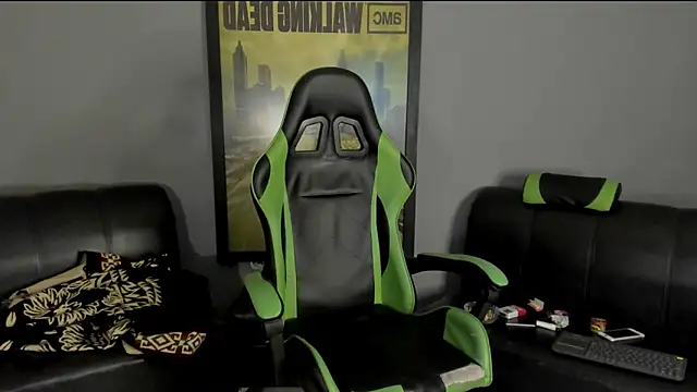 Snapshot of jamesinked_ chatting on 10, 1, 2025 jamesinked  online show from 10, 1, 2025