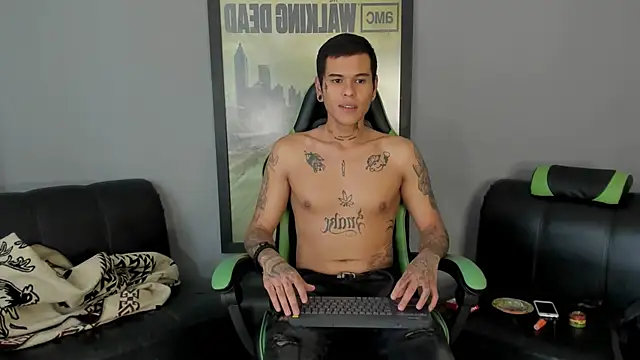 Snapshot of jamesinked_ chatting on 17, 2, 2025 jamesinked  online show from 17, 2, 2025