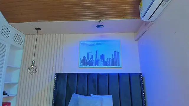 viiolett lee online show from 24, 1, 2025