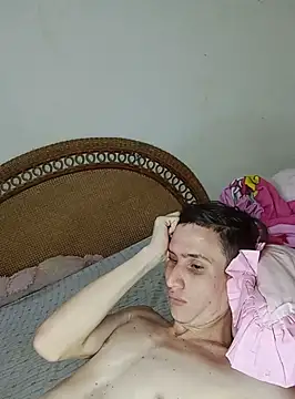 Milfvalesk online show from 8, 2, 2025