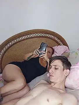 Milfvalesk online show from 28, 2, 2025