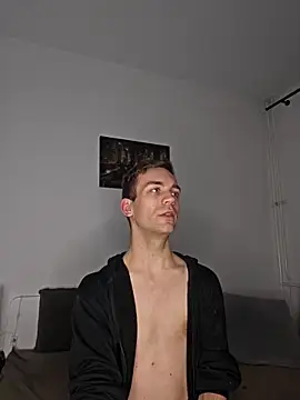 Snapshot of nickdtr chatting on 16, 12, 2025 nickdtr online show from 16, 12, 2025