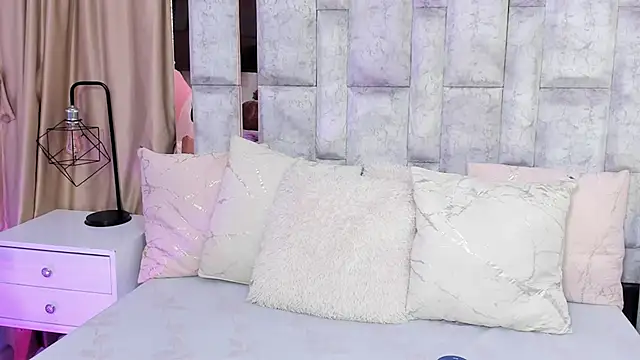 Snapshot of lila_noa chatting on 10, 9, 2025 lila noa online show from 10, 9, 2025