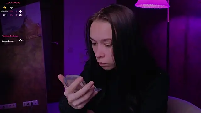 Snapshot of LilithStrangfor chatting on 30, 9, 2025 LilithStrangfor online show from 30, 9, 2025