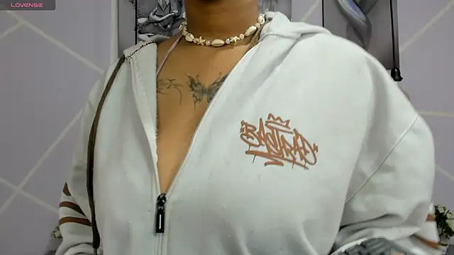 Snapshot of Elith_noa chatting on 1, 3, 2025 Elith noa online show from 1, 3, 2025