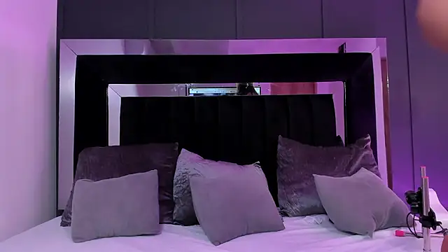 shaina vasquez online show from 20, 2, 2026