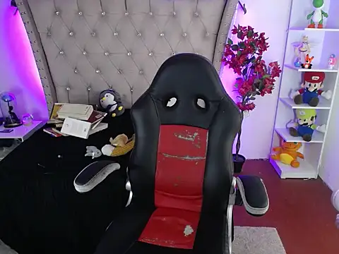 Snapshot of Shaddycute_ chatting on 14, 2, 2025 Shaddycute online show from 14, 2, 2025