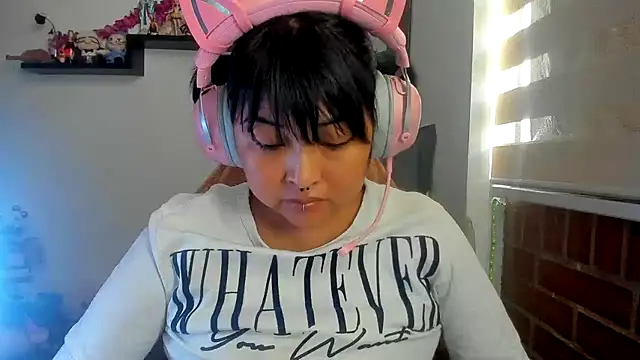 Shaddycute  online show from 1, 4, 2026