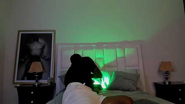 Troykhalil online show from 5, 2, 2025