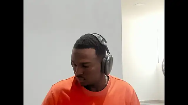 Troykhalil online show from 3, 2, 2026