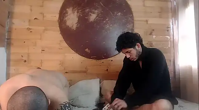 Snapshot of Sebas_And_Mila chatting on 7, 3, 2025 Sebas And Mila online show from 7, 3, 2025