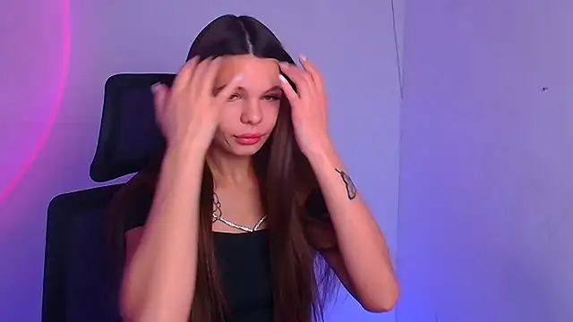 Snapshot of Hanna_Way chatting on 17, 12, 2024 Hanna Way online show from 17, 12, 2024