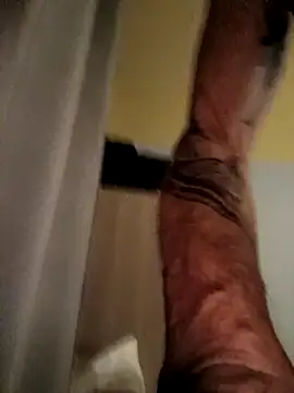 Snapshot of chris_sbh chatting on 5, 3, 2025 chris sbh online show from 5, 3, 2025