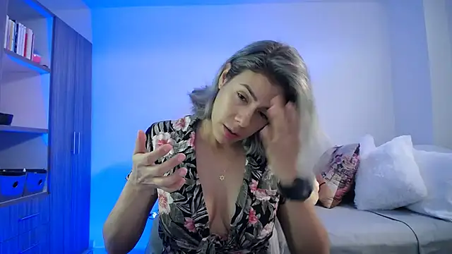 candydowson1 online show from 5, 4, 2026