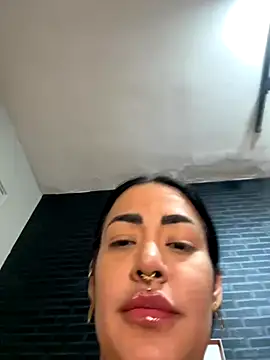 exquentadamay online show from 18, 10, 2025