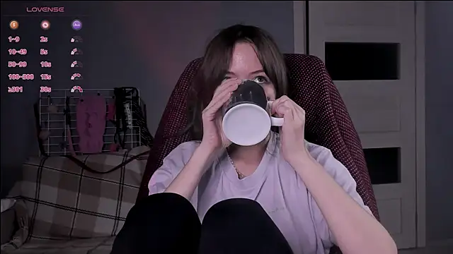 Snapshot of hype_meal_home chatting on 23, 11, 2025 hype meal home online show from 23, 11, 2025