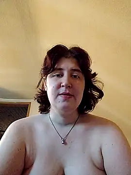 Snapshot of SexyLucie2024 chatting on 10, 10, 2025 SexyLucie2024 online show from 10, 10, 2025