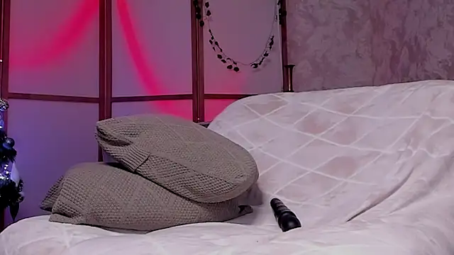 Devilina V online show from 28, 12, 2024