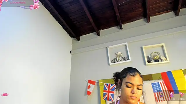 Snapshot of vahiolet_fuentes chatting on 1, 7, 2026 vahiolet fuentes online show from 1, 7, 2026
