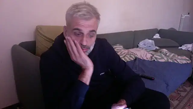 Snapshot of skossa777 chatting on 2, 10, 2025 skossa777 online show from 2, 10, 2025