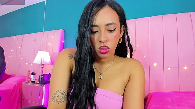 Snapshot of MavyStar chatting on 22, 12, 2024 MavyStar online show from 22, 12, 2024