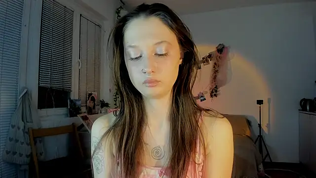 Snapshot of Jenny_darling_love chatting on 2, 3, 2025 Jenny darling love online show from 2, 3, 2025