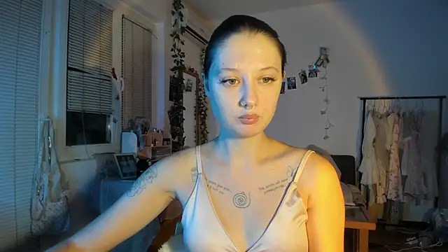 Snapshot of Jenny_darling_love chatting on 4, 11, 2025 Jenny darling love online show from 4, 11, 2025