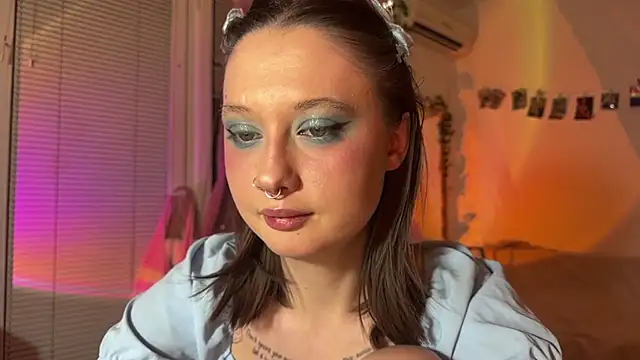 Snapshot of Jenny_darling_love chatting on 12, 7, 2026 Jenny darling love online show from 12, 7, 2026