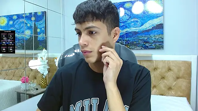 SkinnyBoy  online show from 22, 10, 2025