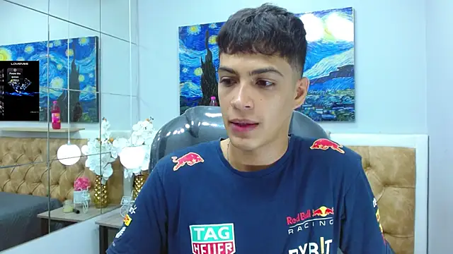 SkinnyBoy  online show from 1, 11, 2025