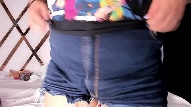 molly sweetee online show from 8, 4, 2026