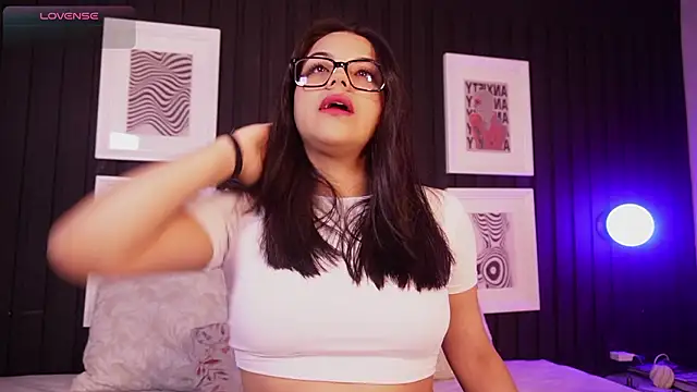 Sophia wilsonn  online show from 18, 3, 2026