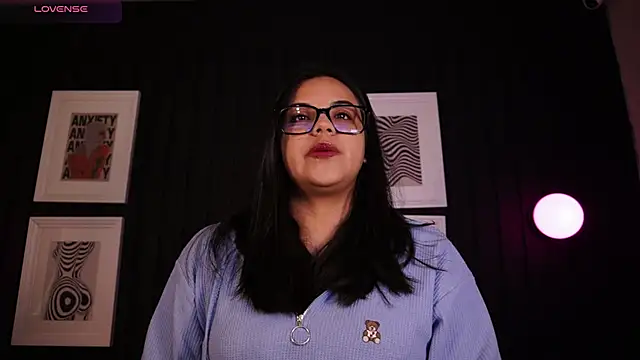 Snapshot of Sophia_wilsonn_ chatting on 27, 4, 2026 Sophia wilsonn online show from 27, 4, 2026