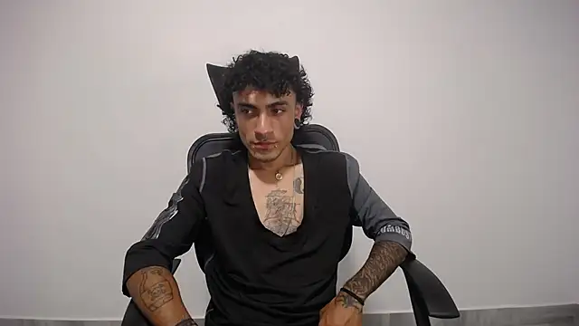 present the magic online show from 10, 2, 2025