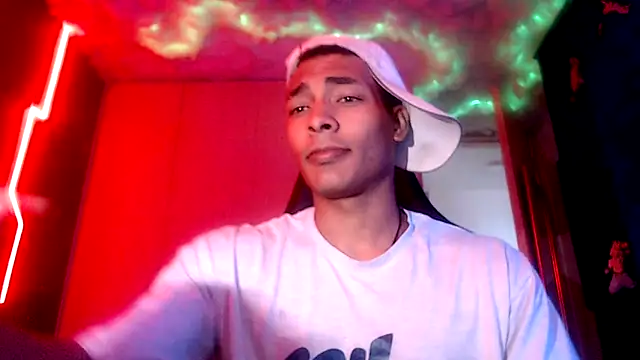 Snapshot of Jhonyblack_1 chatting on 3, 12, 2025 Jhonyblack 1 online show from 3, 12, 2025