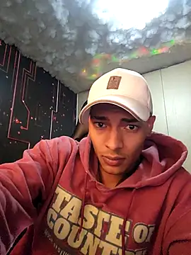 Snapshot of Jhonyblack_1 chatting on 15, 12, 2025 Jhonyblack 1 online show from 15, 12, 2025