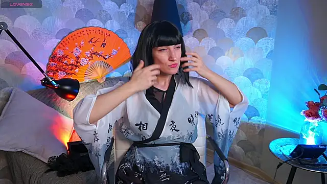 UmaTruewoman online show from 25, 1, 2025