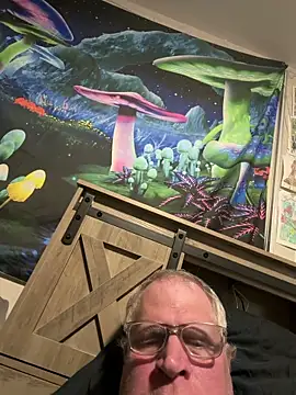 Snapshot of Mimmoromeo1973 chatting on 30, 4, 2026 Mimmoromeo1973 online show from 30, 4, 2026