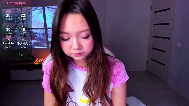 Fluffy Rose online show from 22, 11, 2025