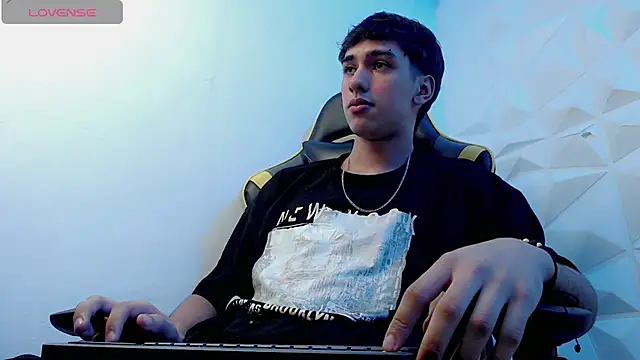 Jake tripp online show from 18, 12, 2024