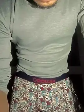 xyrus  online show from 8, 3, 2025