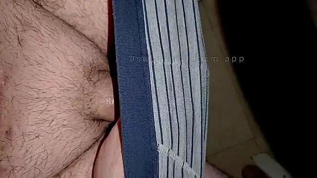 Snapshot of colomerxx666 chatting on 17, 5, 2026 colomerxx666 online show from 17, 5, 2026