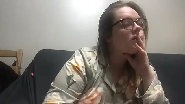 honeyyy24 online show from 19, 11, 2025