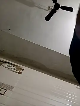 Snapshot of Naresh00766 chatting on 29, 10, 2025 Naresh00766 online show from 29, 10, 2025