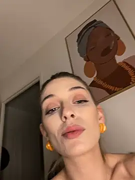 Lolitaxlola online show from 16, 4, 2026