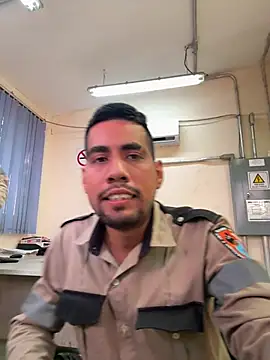 EnriquePersian197 online show from 10, 3, 2025