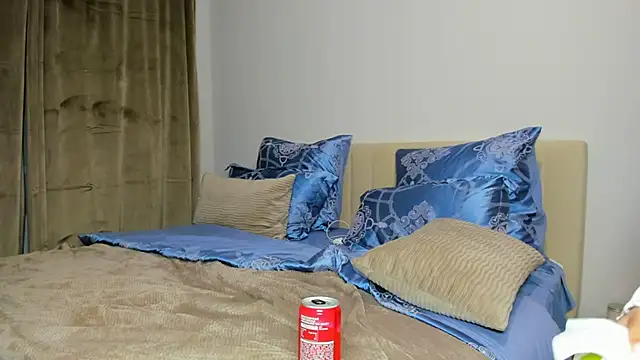 Snapshot of kirraa_ chatting on 26, 10, 2025 kirraa online show from 26, 10, 2025